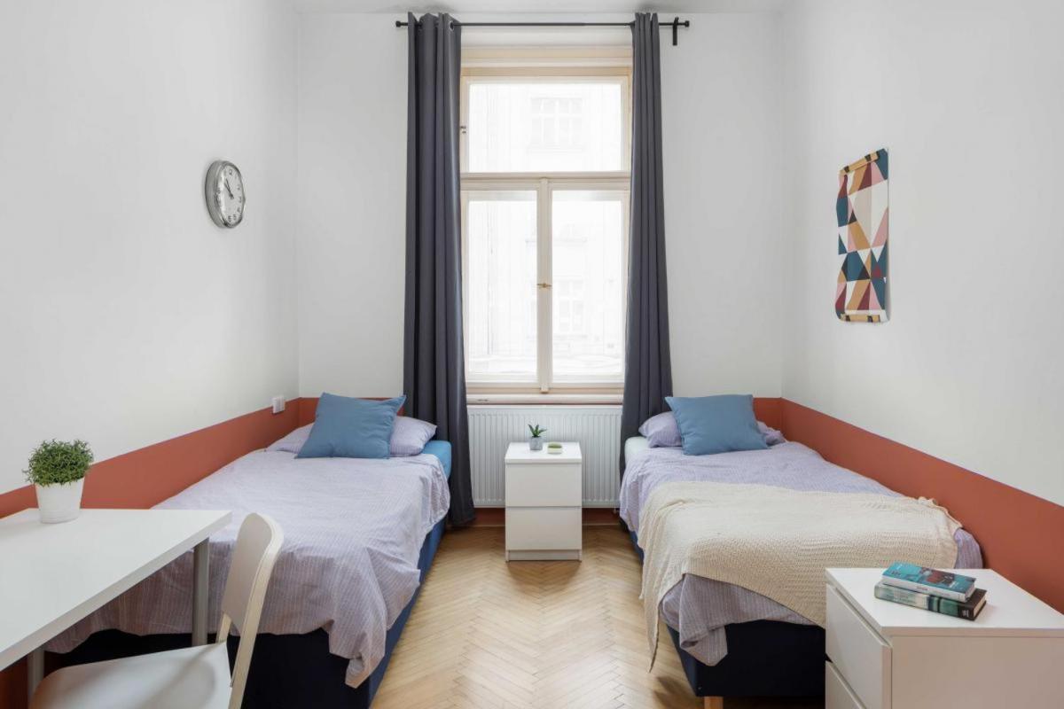Letna Apartments プラハ エクステリア 写真