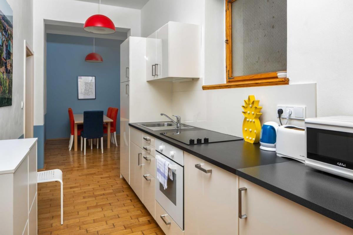 Letna Apartments プラハ エクステリア 写真